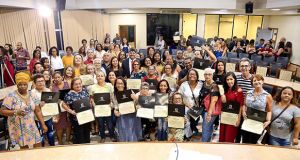 Vereador Eduardo Moreira presta homenagem aos Agentes de Saúde 1 3 Art Vídeo Victor Hugo