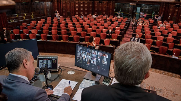 Alerj autoriza prorrogação de vacina contra HPV Julia Passos Alerj