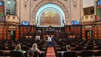 ALERJ proíbe aumento de tarifas de serviços Octacilio Barbosa Alerj