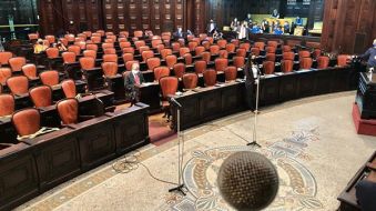 Alerj proíbe descontos de dívidas em auxílio Rafael Wallace