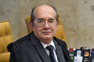 Gilmar Mendes suspende cobrança de tarifa sobre cheque especial Carlos Moura SCO STF