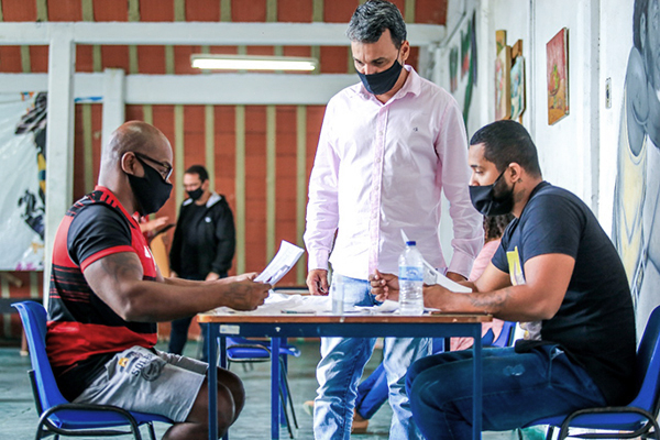 Secretaria de Cultura de Belford Roxo analisa documentos da Lei Aldir Blanc