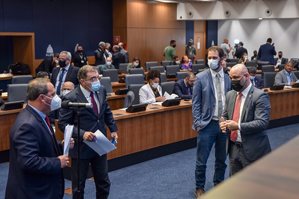 Alerj reconhece estado de calamidade pública financeira até junho de 2022