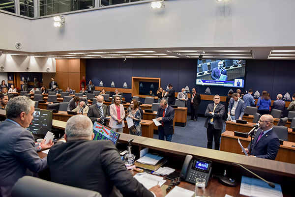Foto: Banco de Imagens Projeto complementa regras para isenção da taxa de segunda via de documentos
