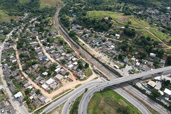 Foto: Banco de Imagens Governo do Estado dá início às obras da Estrada São José, em Japeri
