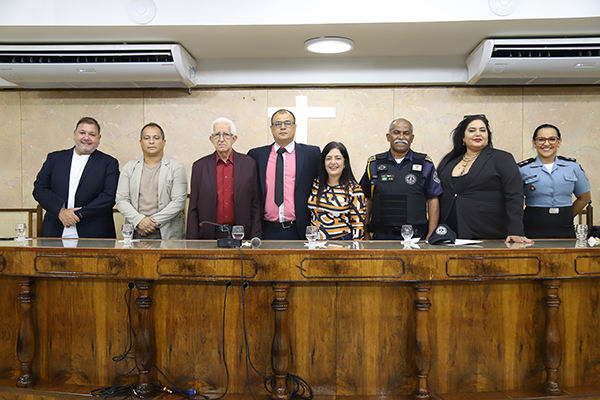 Câmara de Caxias realiza sessão solene em homenagem ao Dia do Trabalhador