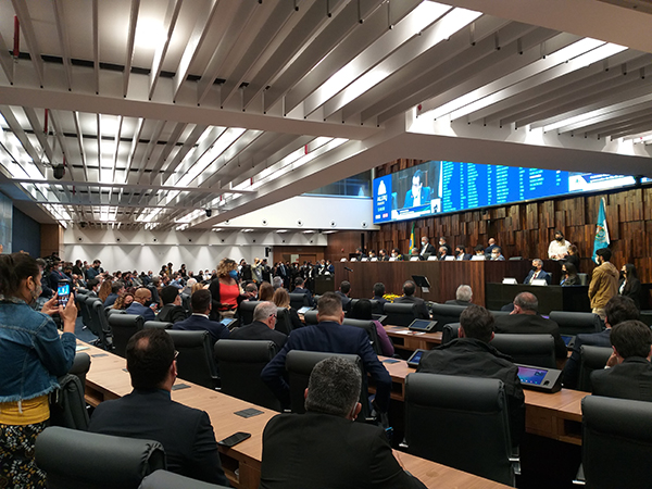 Comissão Especial para fiscalizar liquidação de empresas do Rio é prorrogada