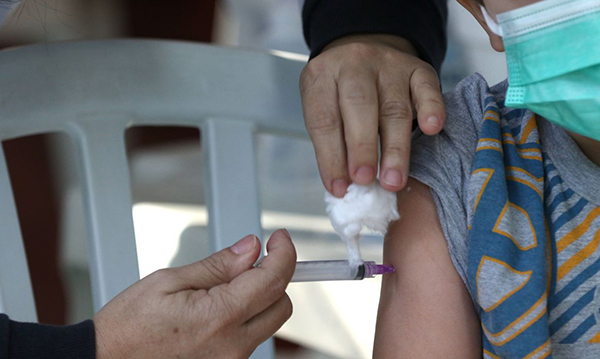 Rio de Janeiro começa a vacinar crianças de 4 anos contra covid-19