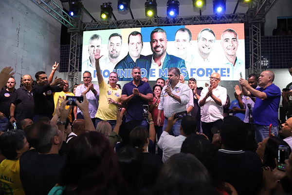 Presidente da Câmara de Caxias, Celso do Alba, promove evento com time de candidatos