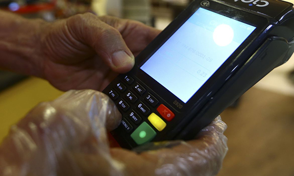 Foto: Banco de Imagens BC estabelece limite de cobrança de taxas nas máquinas de cartão