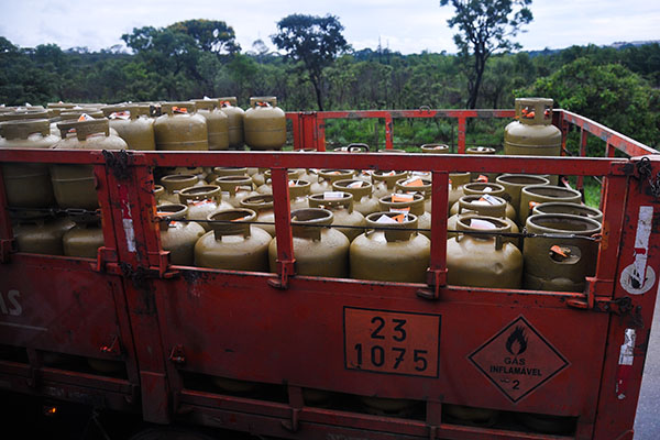 Petrobras anuncia nova redução no preço do GLP para as distribuidoras
