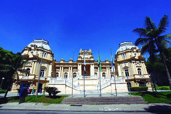 Governo do Rio faz repasse histórico do ICMS Ecológico aos municípios