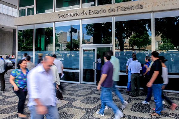 Fazenda inicia processo de regularização de empresas com pendências tributárias