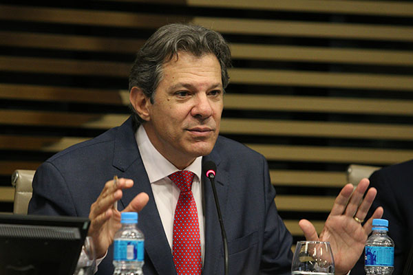 Haddad diz que Congresso deve voltar a abraçar reforma tributária