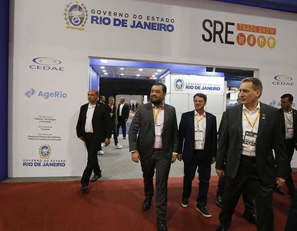 Foto: Banco de Imagens Cláudio Castro participa da abertura da SRE Trade Show, o maior evento do varejo alimentício