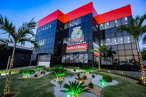 Waguinho inaugura sede própria da Prefeitura de Belford Roxo