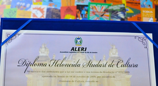 Foto: Banco de Imagens Alerj prorroga inscrições do Diploma Heloneida Studart