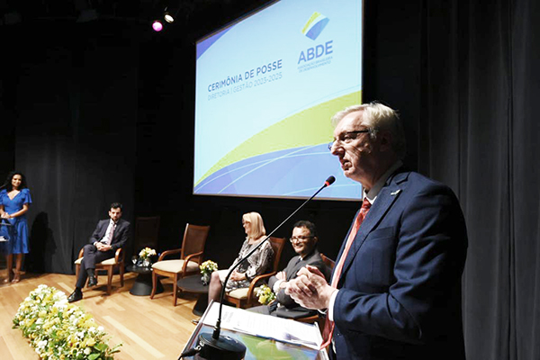 Celso Pansera é o novo presidente da Associação Brasileira de Desenvolvimento