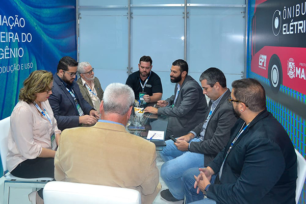 Maricá sela parceria com Ceará para estudos sobre dessalinização da água do mar e geração de energia limpa