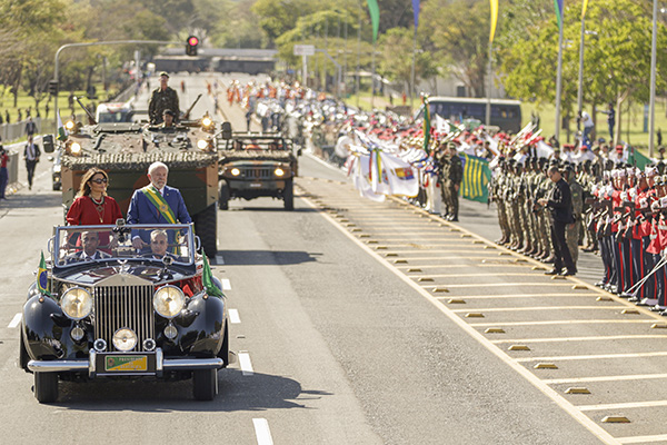 Foto: Banco de Imagens Desfile de 7 de setembro emociona público