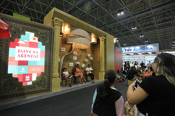 Foto: Banco de Imagens Flim marca presença na Bienal do Livro até domingo (09/09)
