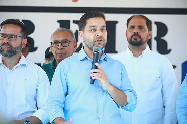 Thiago Pampolha inaugura barreira sanitária em Jardim Gramacho