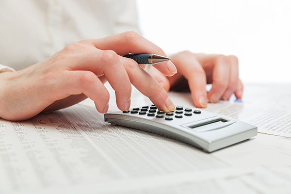 Foto: Banco de Imagens Alerj recebe do Governo Projeto de Lei Orçamentária Anual de 2024 com déficit estimado em R$ 8,53 bilhões