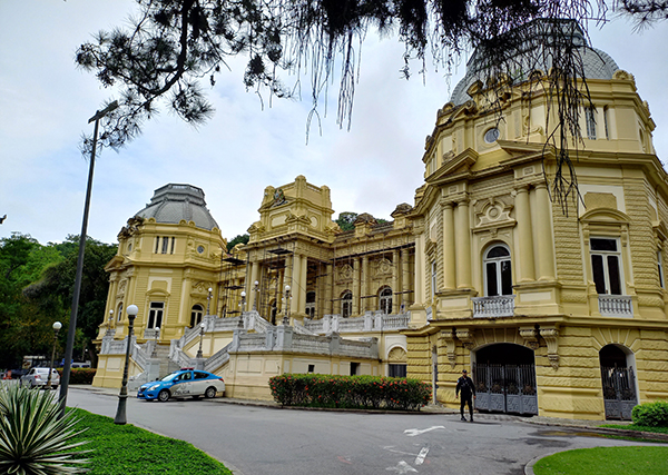 Foto: Banco de Imagens Rio aumenta ICMS a partir de 2024; indústrias criticam