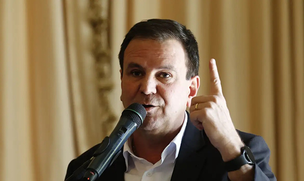 Crime organizado cobra R$ 500 mil para liberar obra da prefeitura do Rio