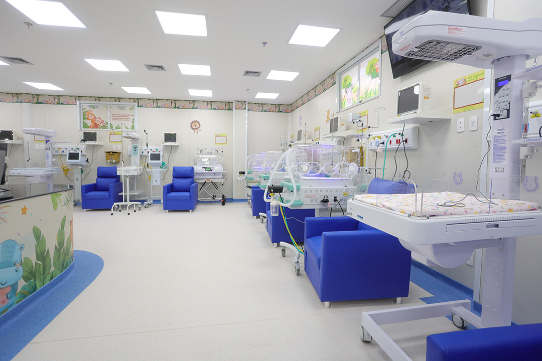 Governador inaugura a ampliação da nova UTI Neonatal do Hospital Adão Pereira Nunes