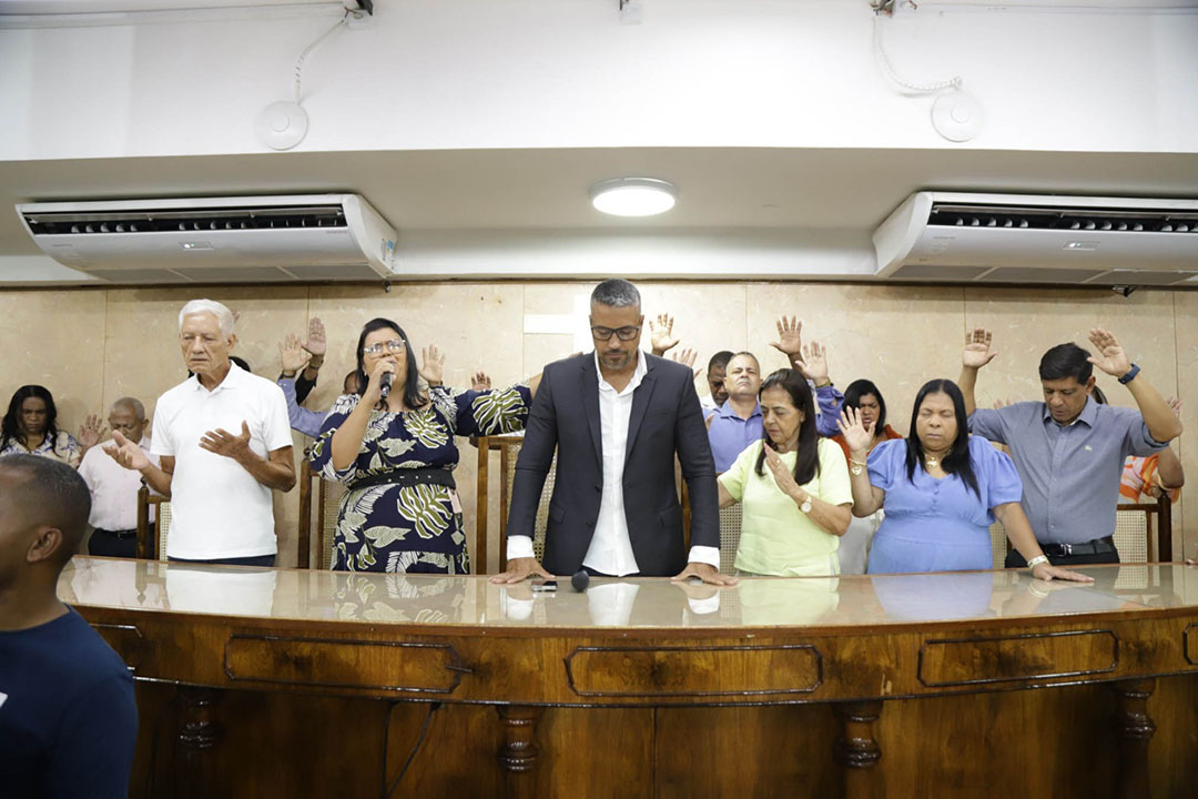 Foto: Banco de Imagens Celso do Alba comemora aniversário na presença de amigos e autoridades