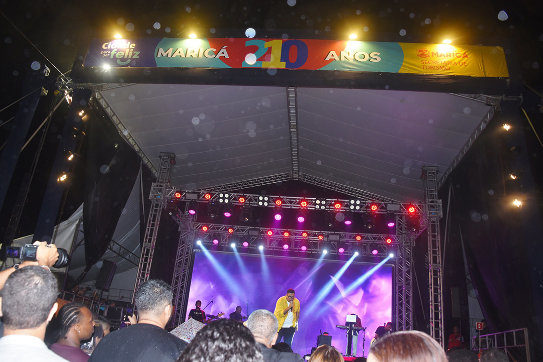 Foto: Banco de Imagens Louvor e adoração marcam o ‘Maricá para Cristo’