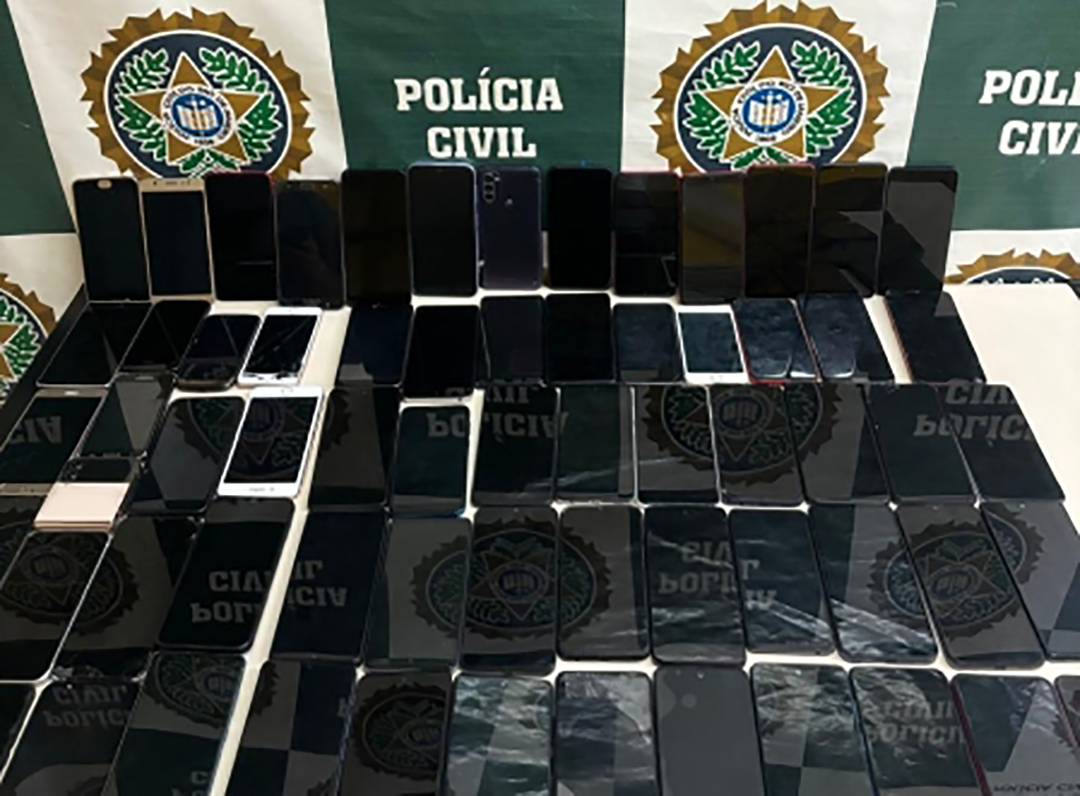 Foto: Banco de Imagens Blitz apreende celulares roubados em feira livre de Duque de Caxias