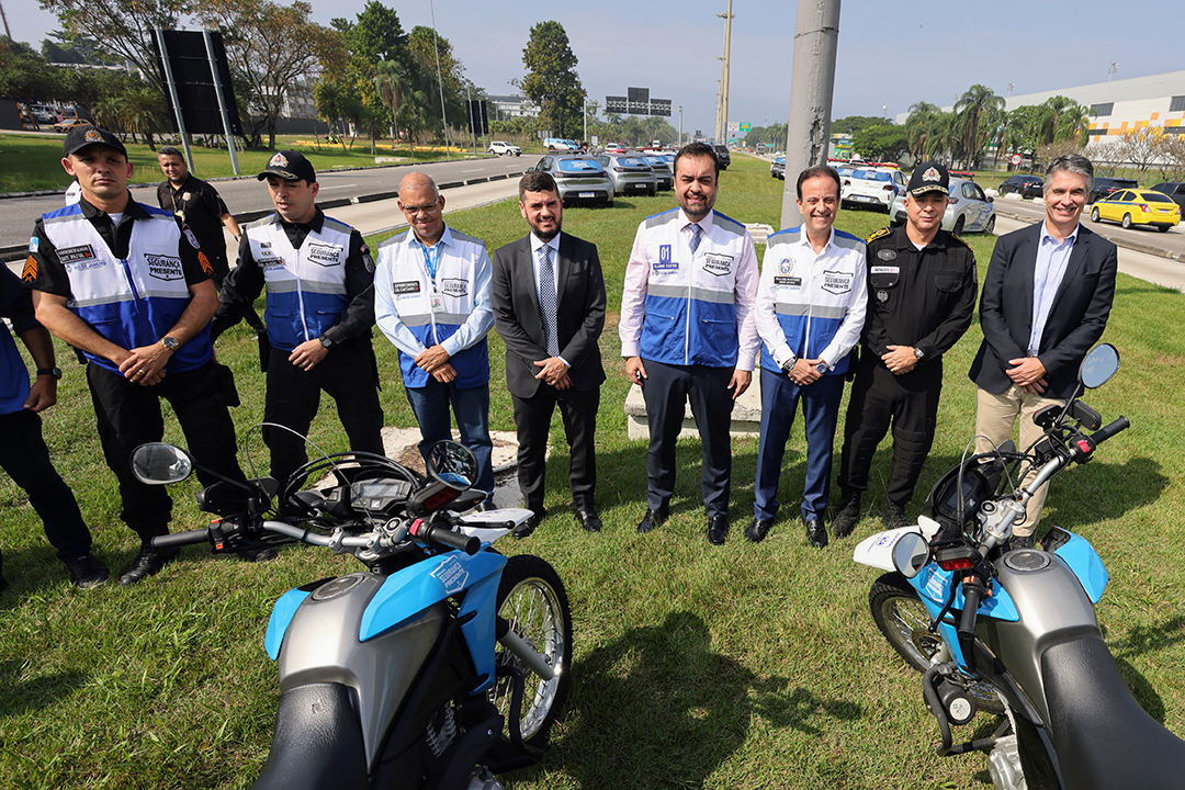 Foto: Banco de Imagens Governador inaugura base do Galeão Presente