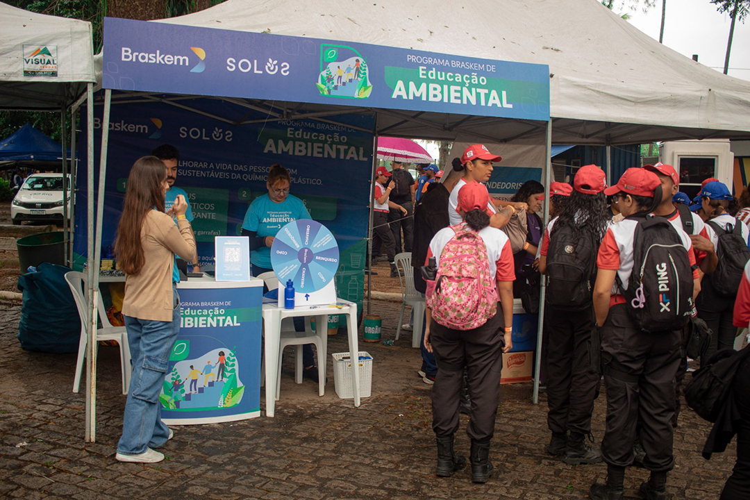 Foto: Banco de Imagens Braskem participa de evento social promovida pela Assecampe