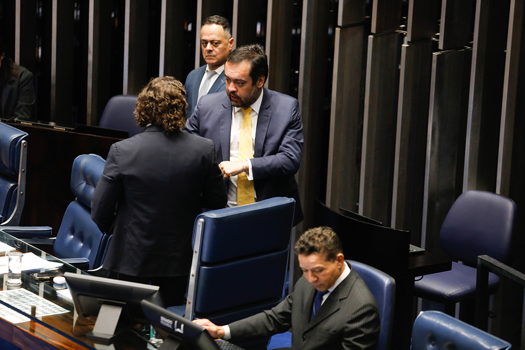 Cláudio Castro defende renegociação da dívida do RJ com a União no Senado