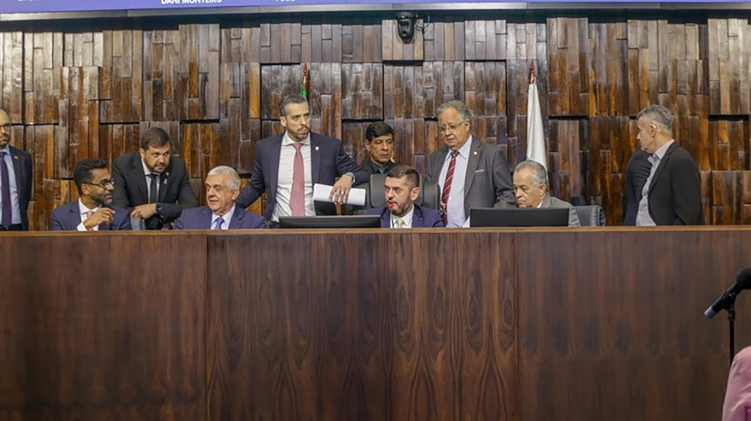 Foto: Alex Ramos/Alerj Projeto do Governo sobre novo Refis recebe 127 emendas na Alerj