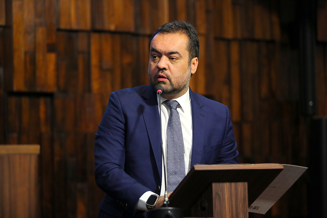 Foto: Divulgação/GOVRJ Cláudio Castro anuncia equiparação histórica do RAS para inspetores penais