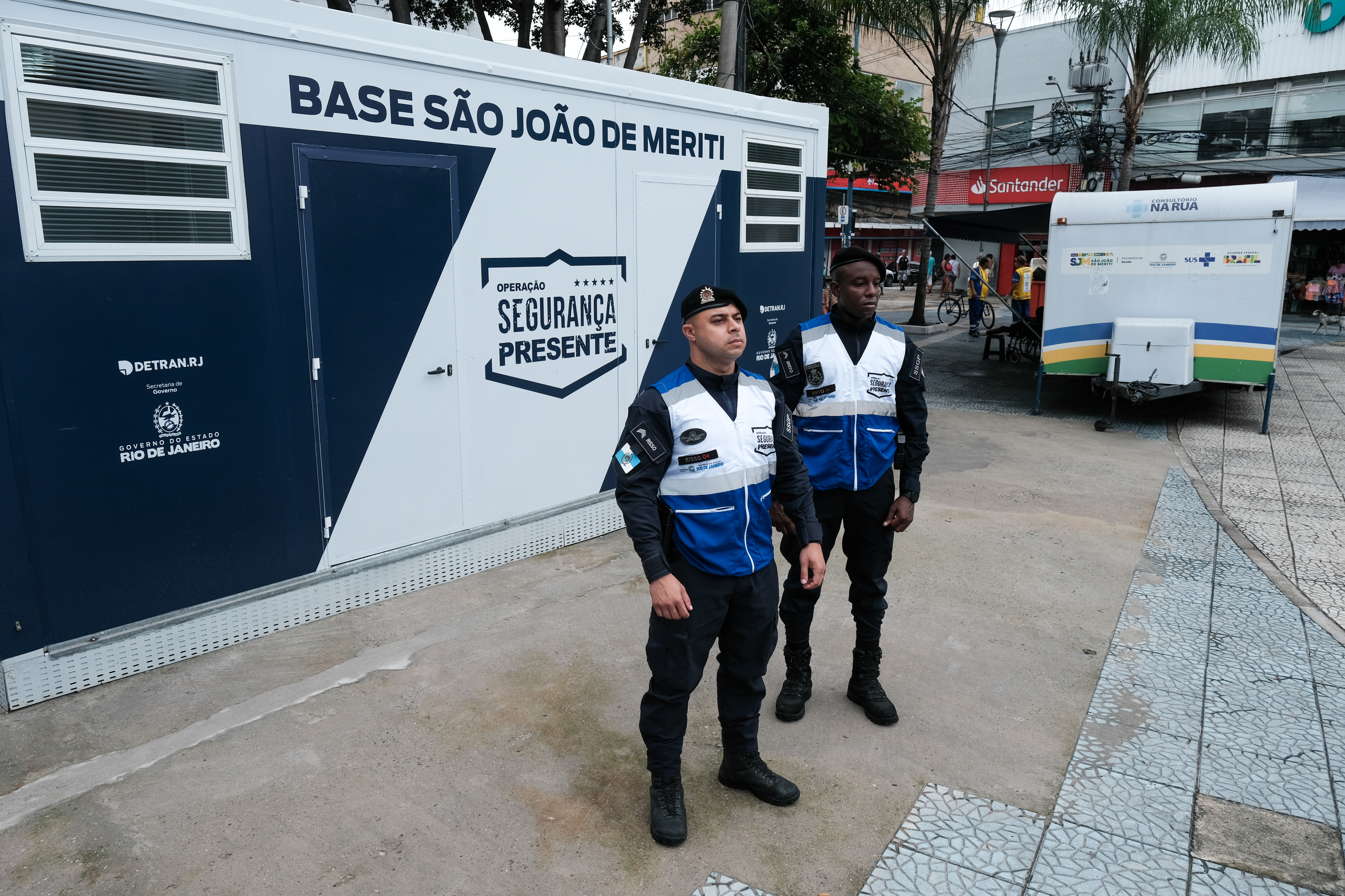 Foto: Carlos Magno/GOVRJ Governador inaugura a primeira base do Segurança Presente em São João de Meriti