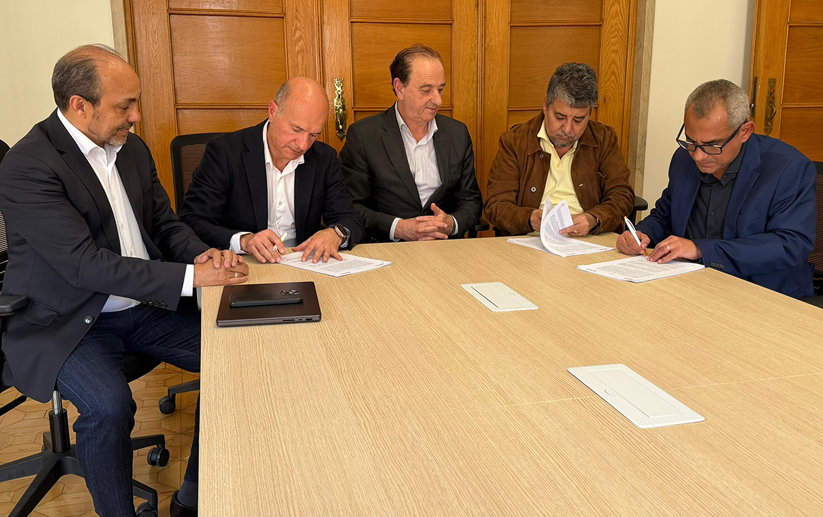 Maricá fecha parceria com grupo espanhol para se tornar polo de produção de mexilhões