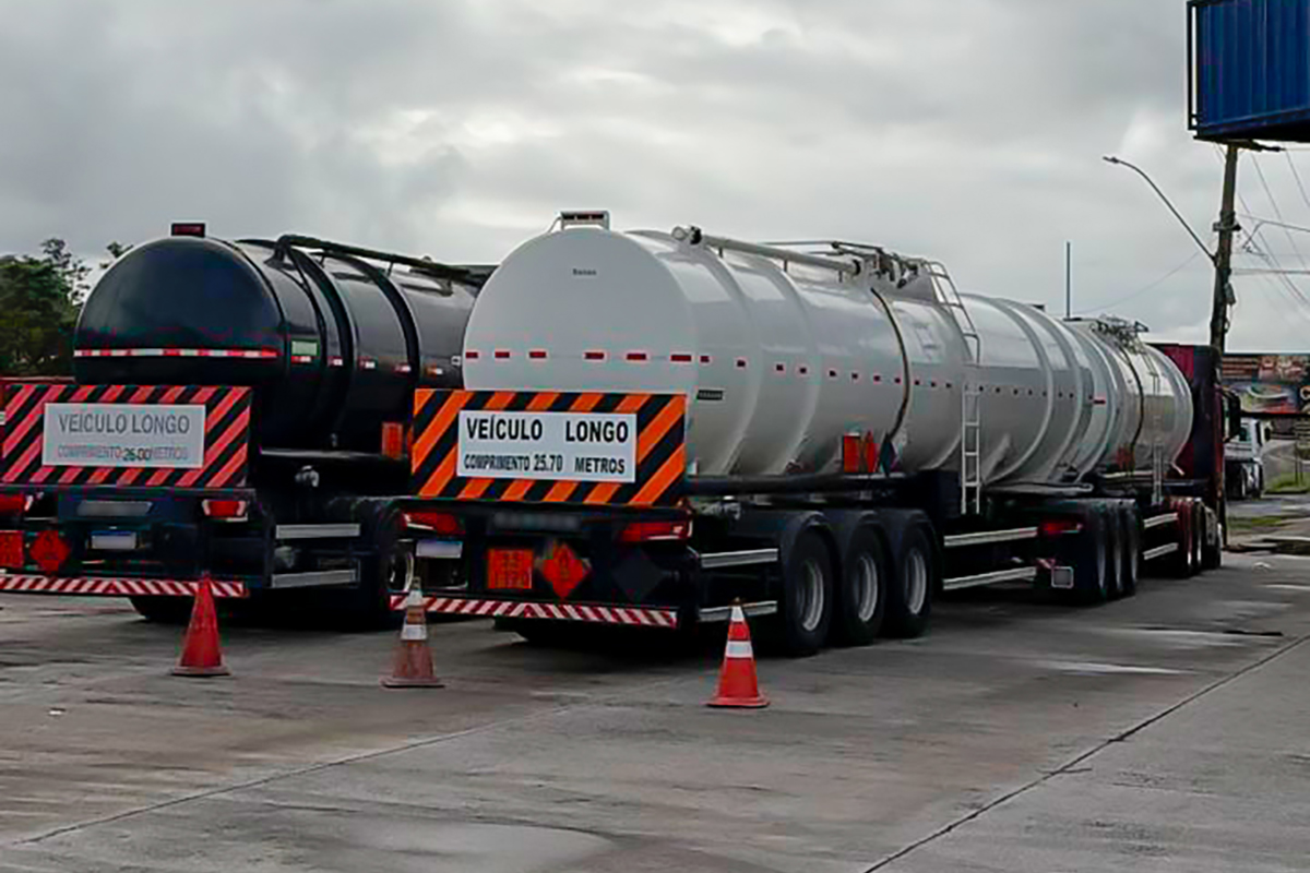 Receita Estadual aplica multa de R$ 675 mil por transporte irregular de 124 mil litros de etanol